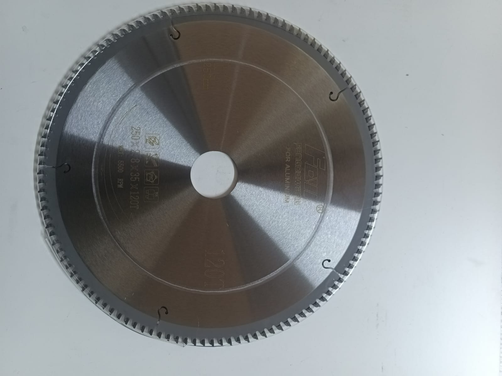 الأبعاد والقياسات الأساسية: 300x3.0x35x120T